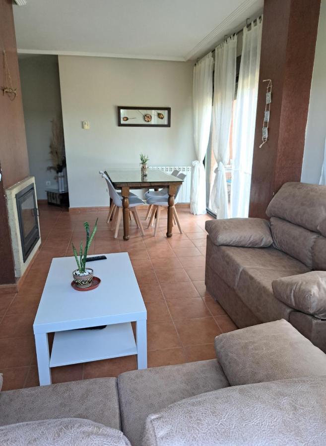 La Casa Del Cipres Villa Aldeamayor de San Martin Dış mekan fotoğraf