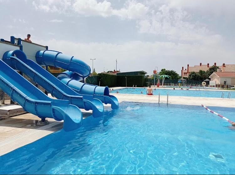 La Casa Del Cipres Villa Aldeamayor de San Martin Dış mekan fotoğraf