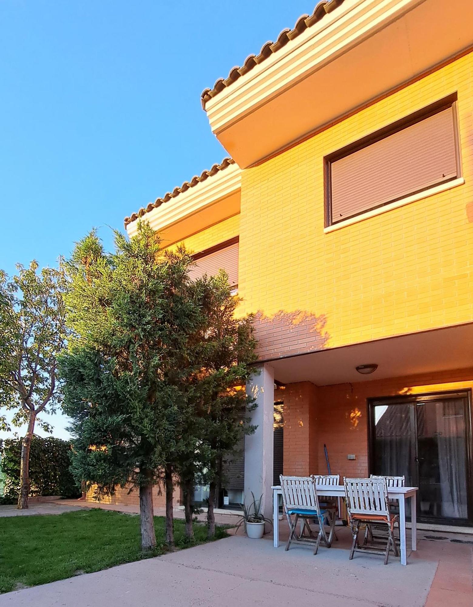 La Casa Del Cipres Villa Aldeamayor de San Martin Dış mekan fotoğraf